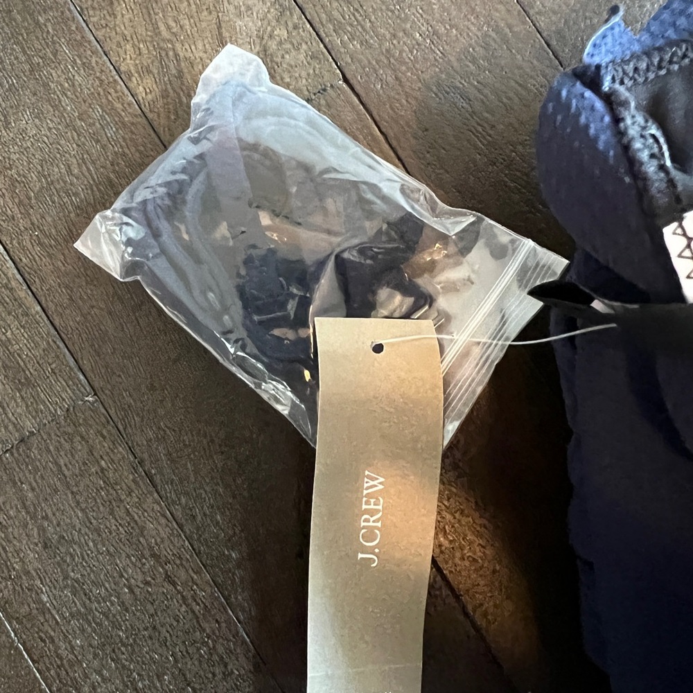 J. Crew Scalloped Bandeau Swimsuit Top (XXL) - Picture 6 of 6